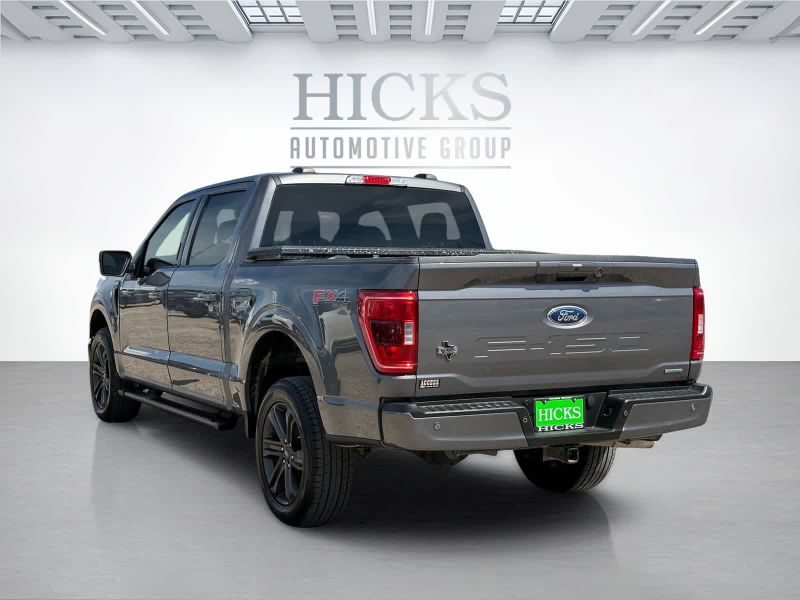 2023 Ford F-150 XLT photo 4