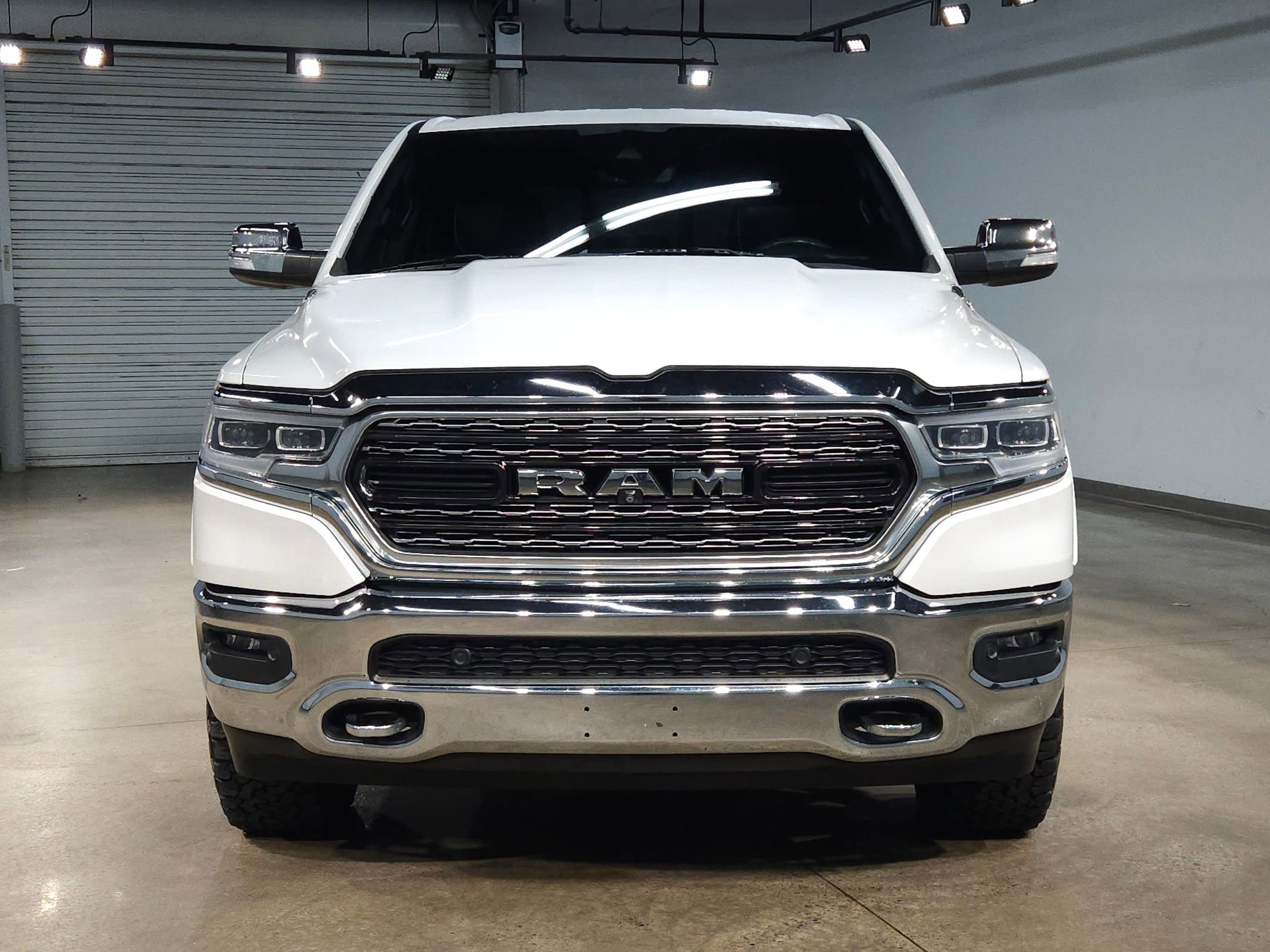 Used 2019 RAM Ram 1500 Pickup Limited with VIN 1C6SRFHT9KN665816 for sale in Little Rock