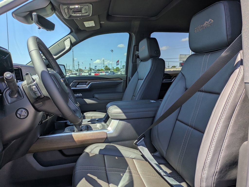 2026 Chevrolet Silverado 1500 High Country photo 12