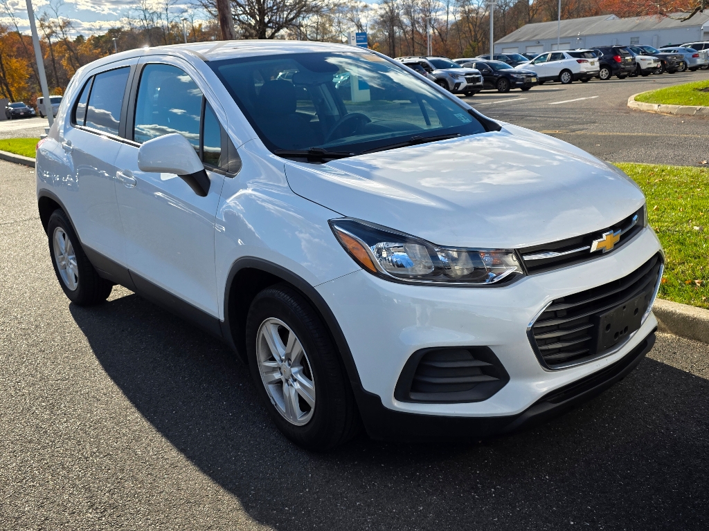 Used 2021 Chevrolet Trax LS with VIN KL7CJKSB5MB329563 for sale in Lakewood, NJ
