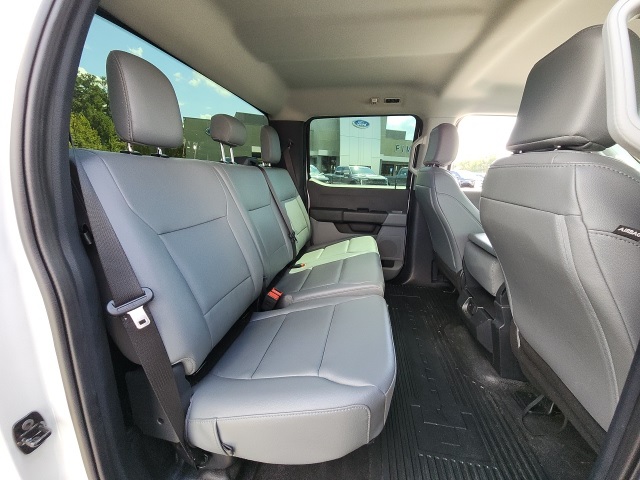 2024 Ford F-350 photo 25