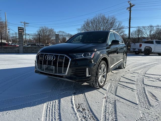 2022 Audi Q7 Premium Plus's photo