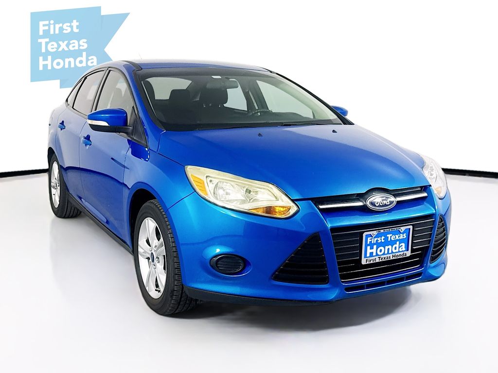 2014 Ford Focus SE's photo