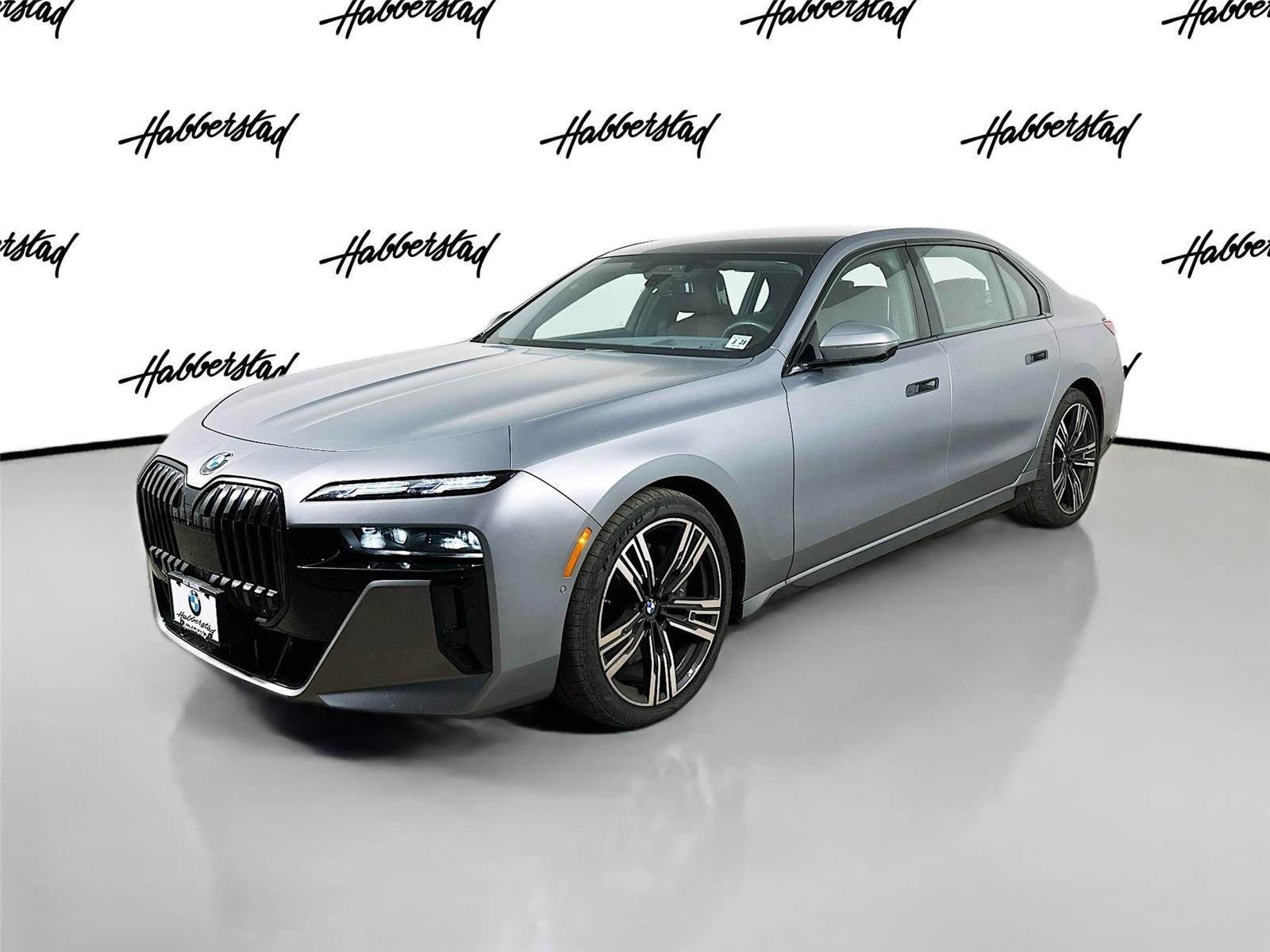 2023 BMW 7 Series 760i's photo