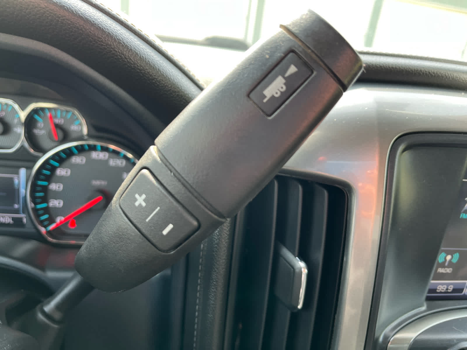 2018 Chevrolet Silverado 2500HD LTZ photo 30