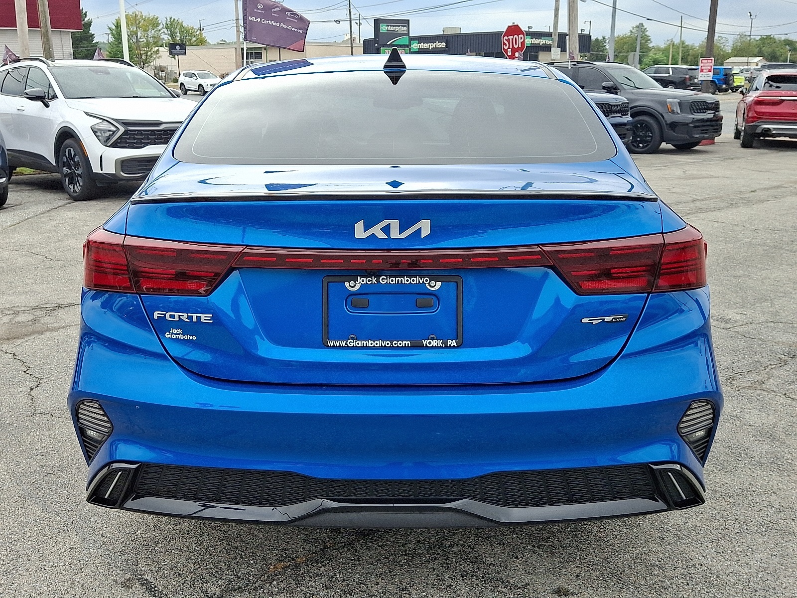 2023 Kia Forte GT-Line photo 6