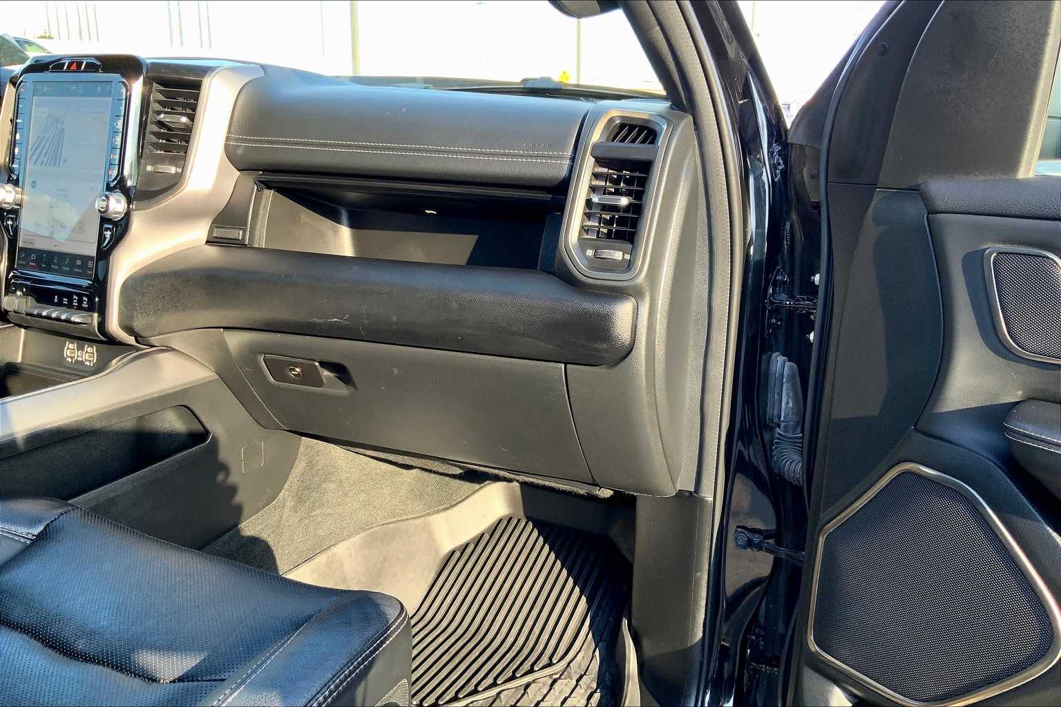2023 Ram 1500 Rebel photo 17