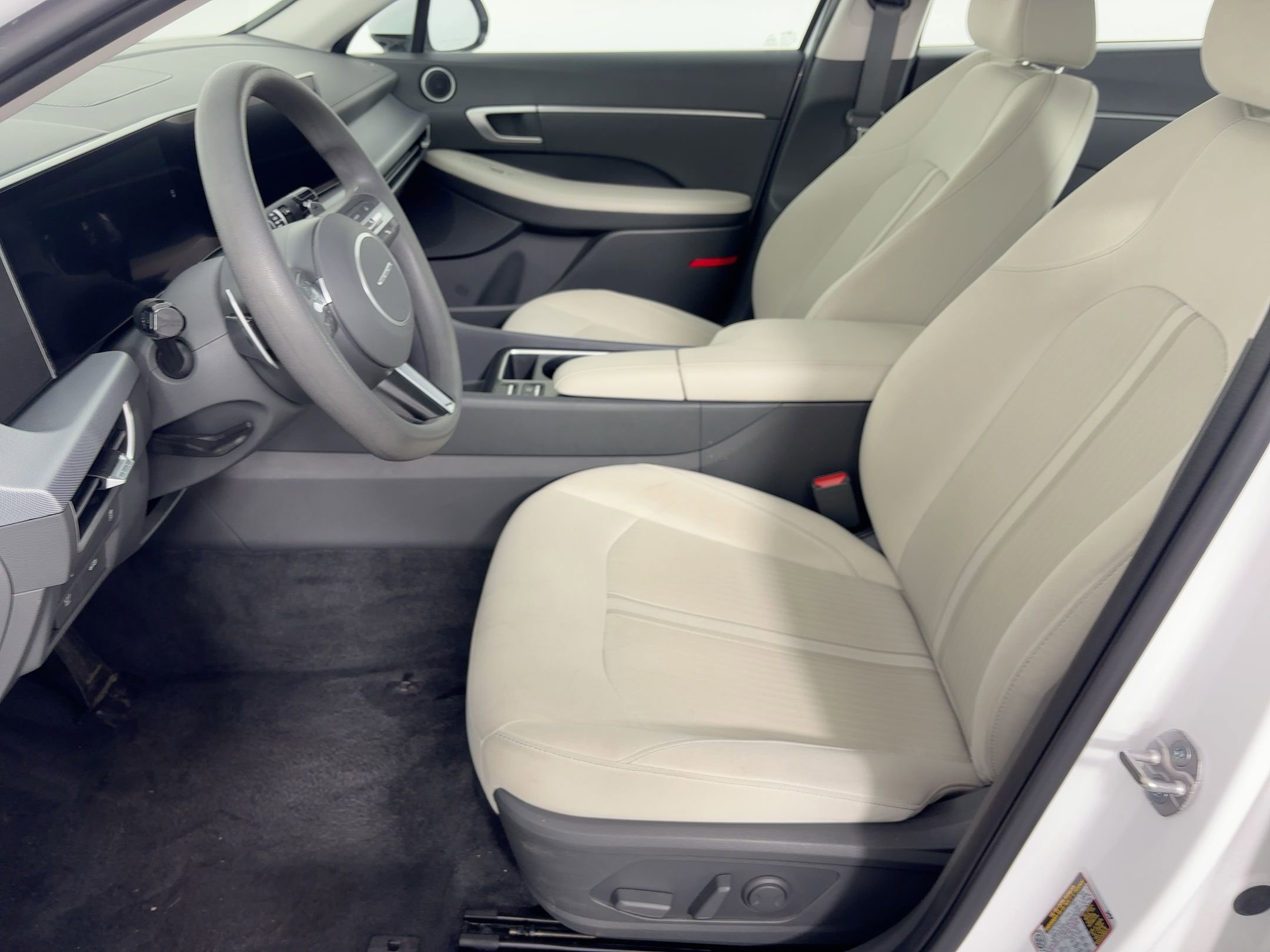 2024 Hyundai Sonata SEL photo 4