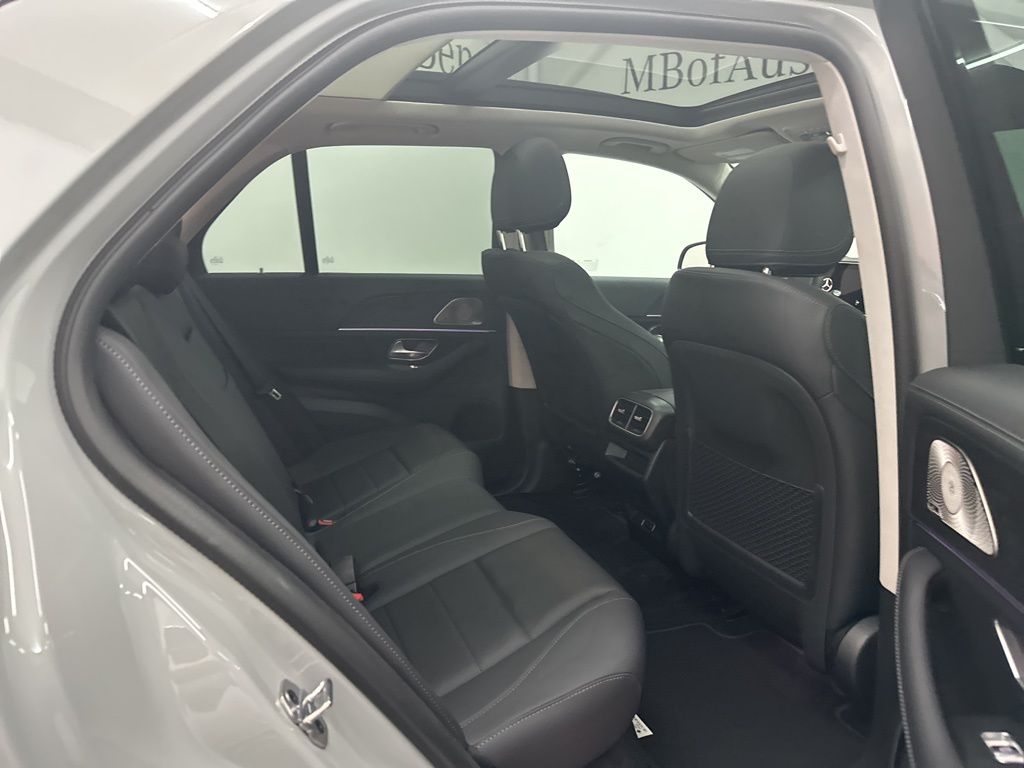 2026 Mercedes Benz GLE 450 4MATIC photo 21