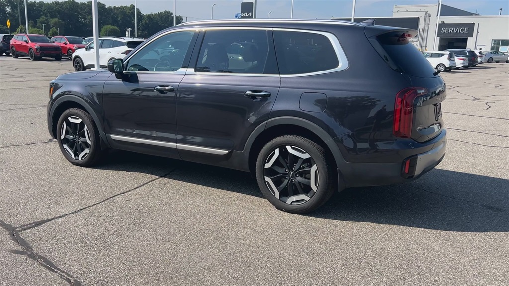 2025 Kia Telluride S photo 6