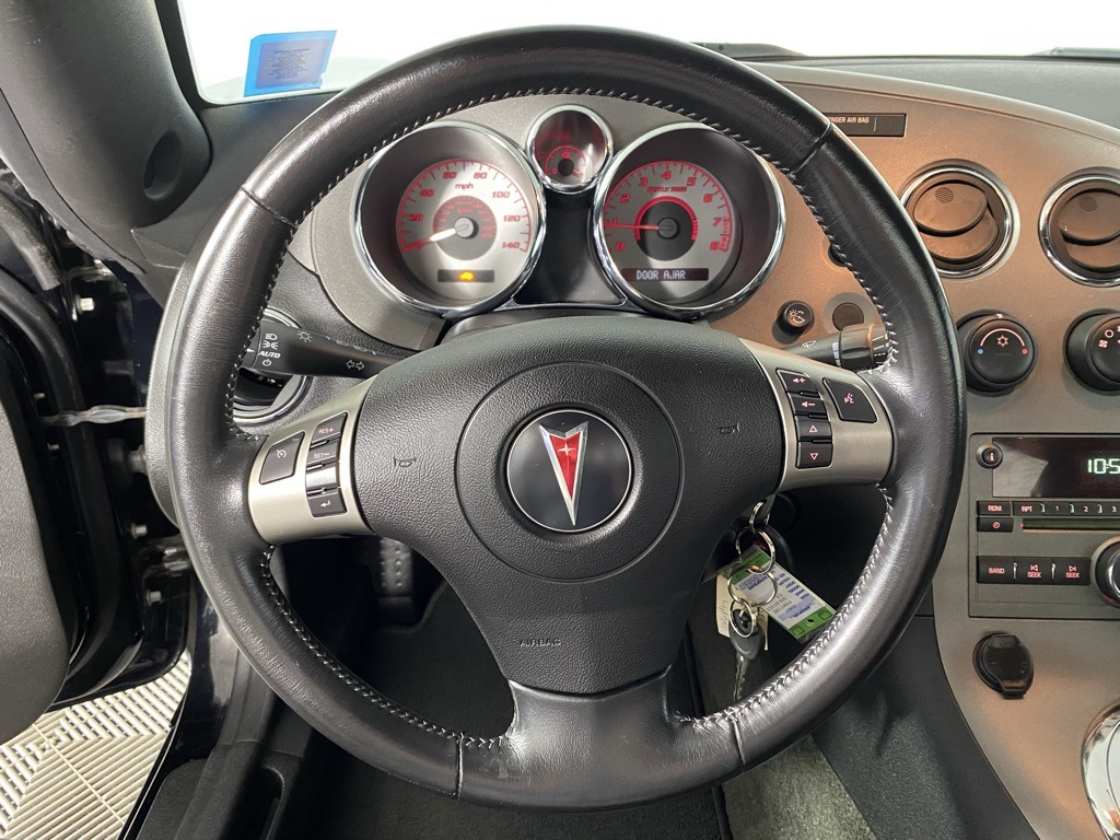 2007 Pontiac Solstice Base Convertible photo 5
