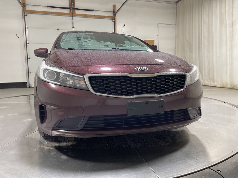 2017 Kia Forte LX Base photo 2