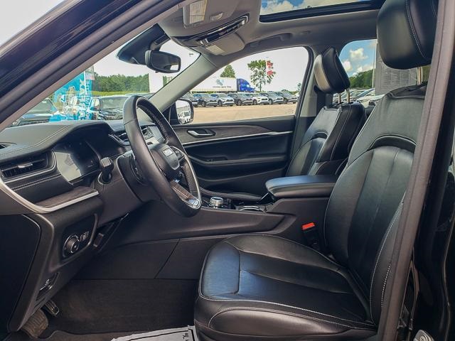 2022 Jeep Grand Cherokee Limited photo 7