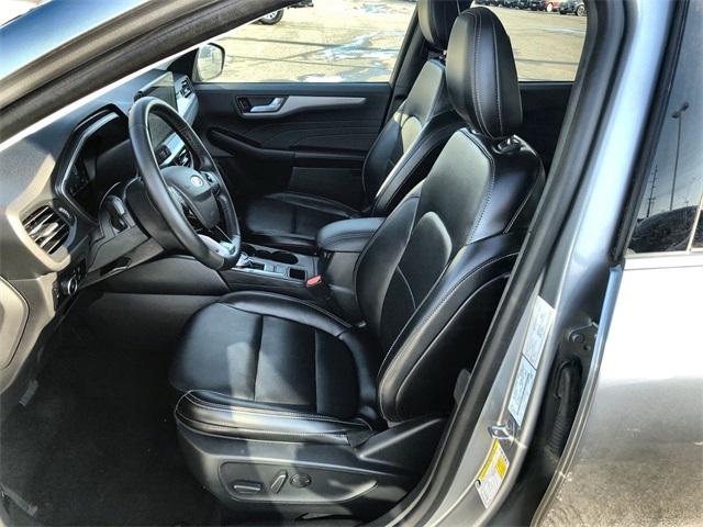 2024 Ford Escape Platinum photo 2