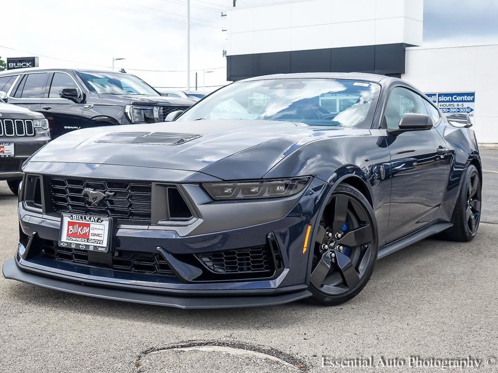2024 Ford Mustang Dark Horse photo 2