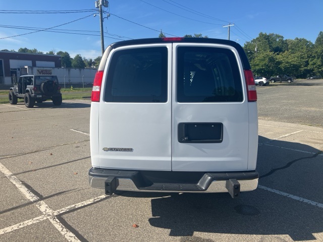 2023 Chevrolet Express 2500 Work Van photo 6