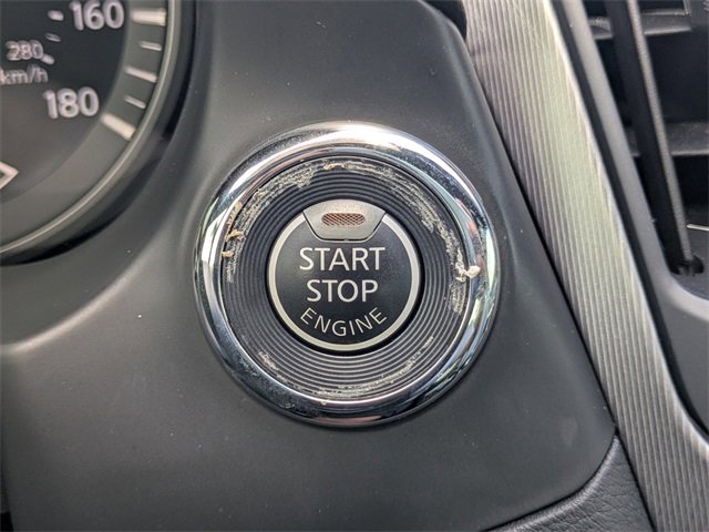 2022 Infiniti Q60 Luxe photo 30