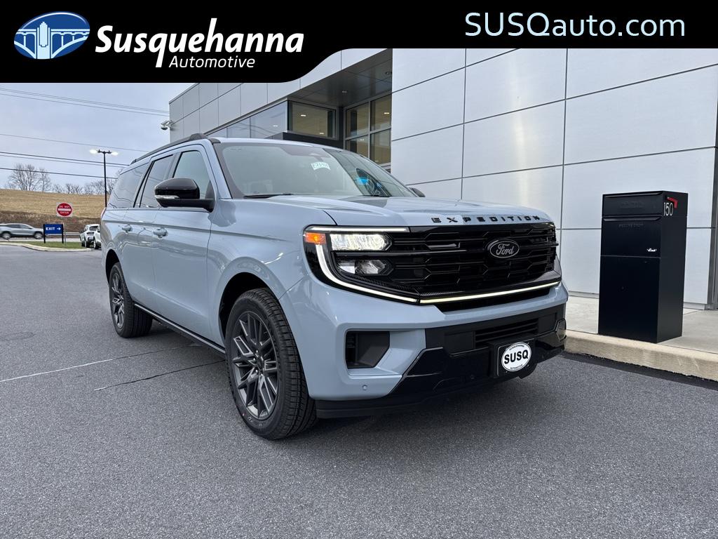 2025 Ford Expedition Platinum's photo