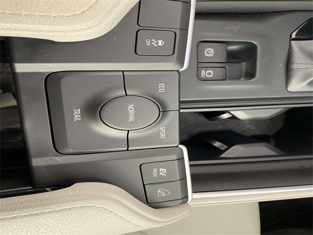 2024 Toyota Highlander Hybrid XLE photo 20