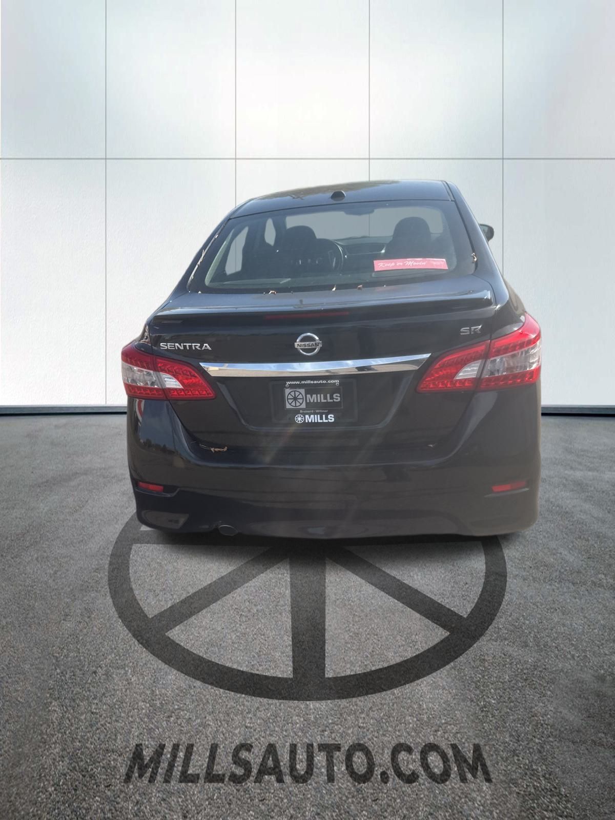 2015 Nissan Sentra SR photo 4