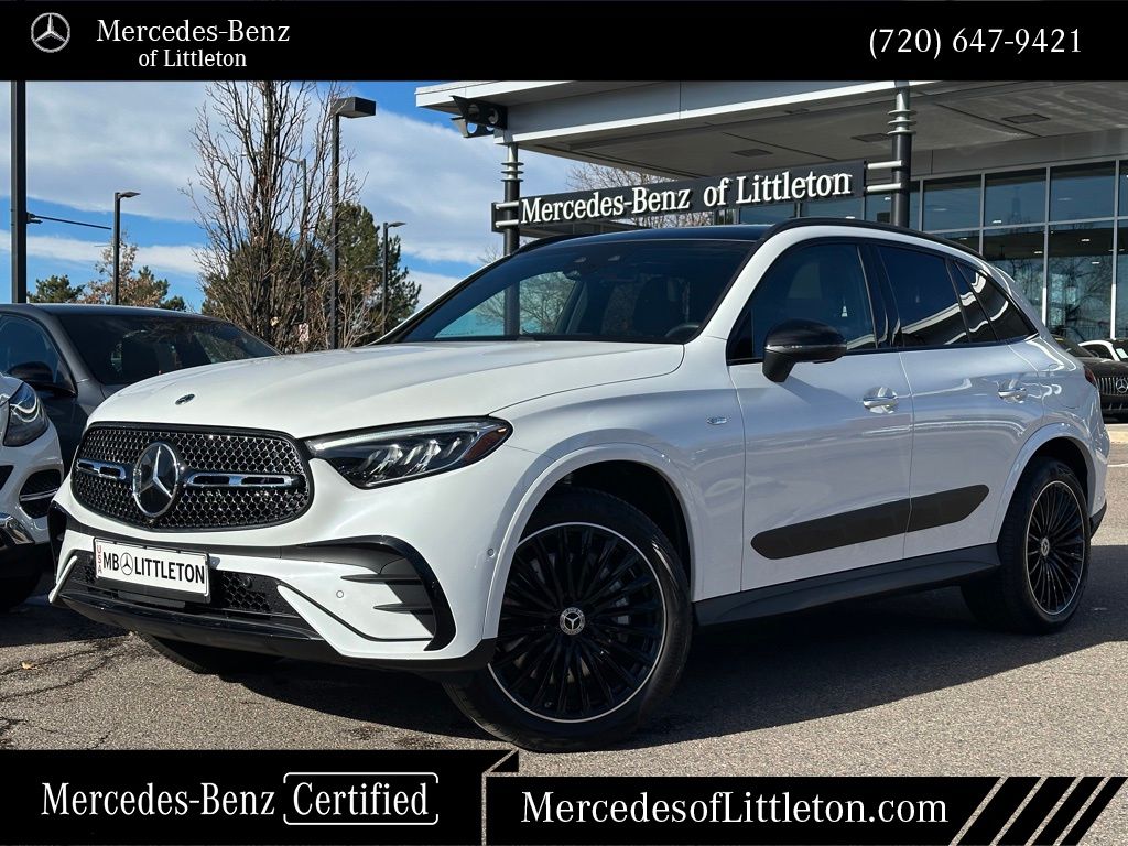 2025 Mercedes-Benz GLC Base's photo