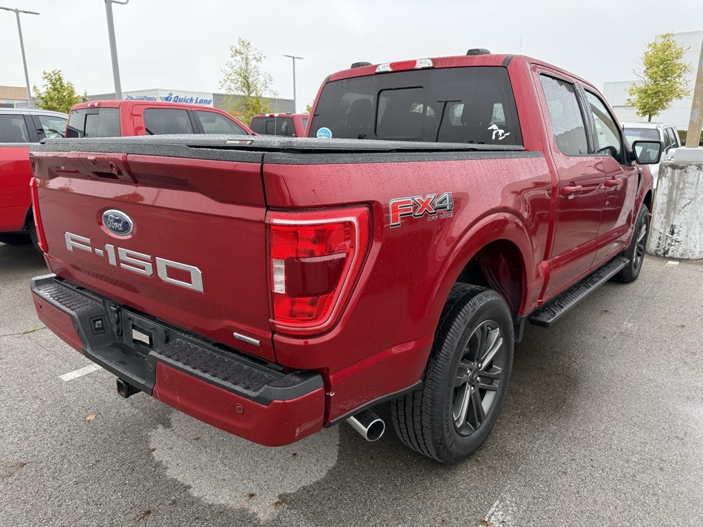 2022 Ford F-150 XLT photo 8