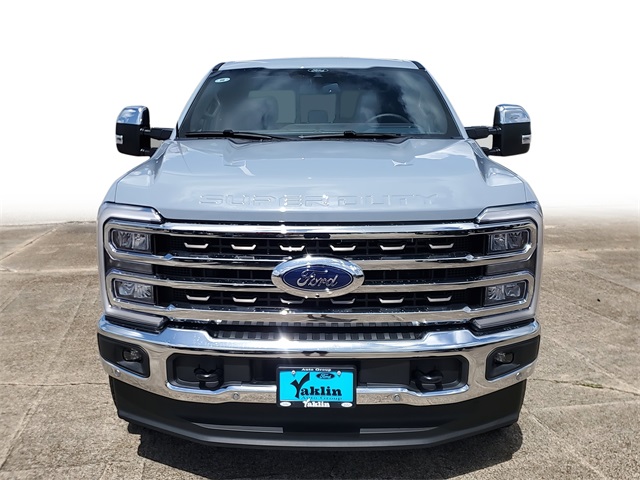 2025 Ford F-250 King Ranch photo 2