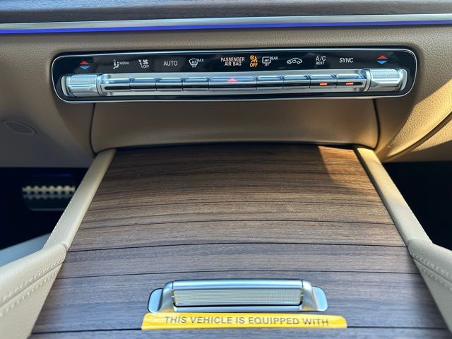 2026 Mercedes Benz GLS 450 4MATIC photo 32
