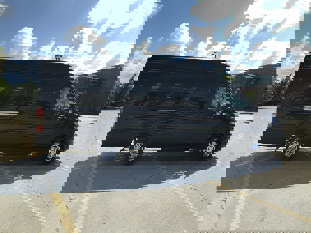 2025 Ford Transit Passenger XLT photo 8