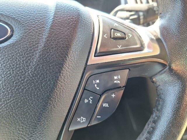 2015 Ford Edge SEL photo 11