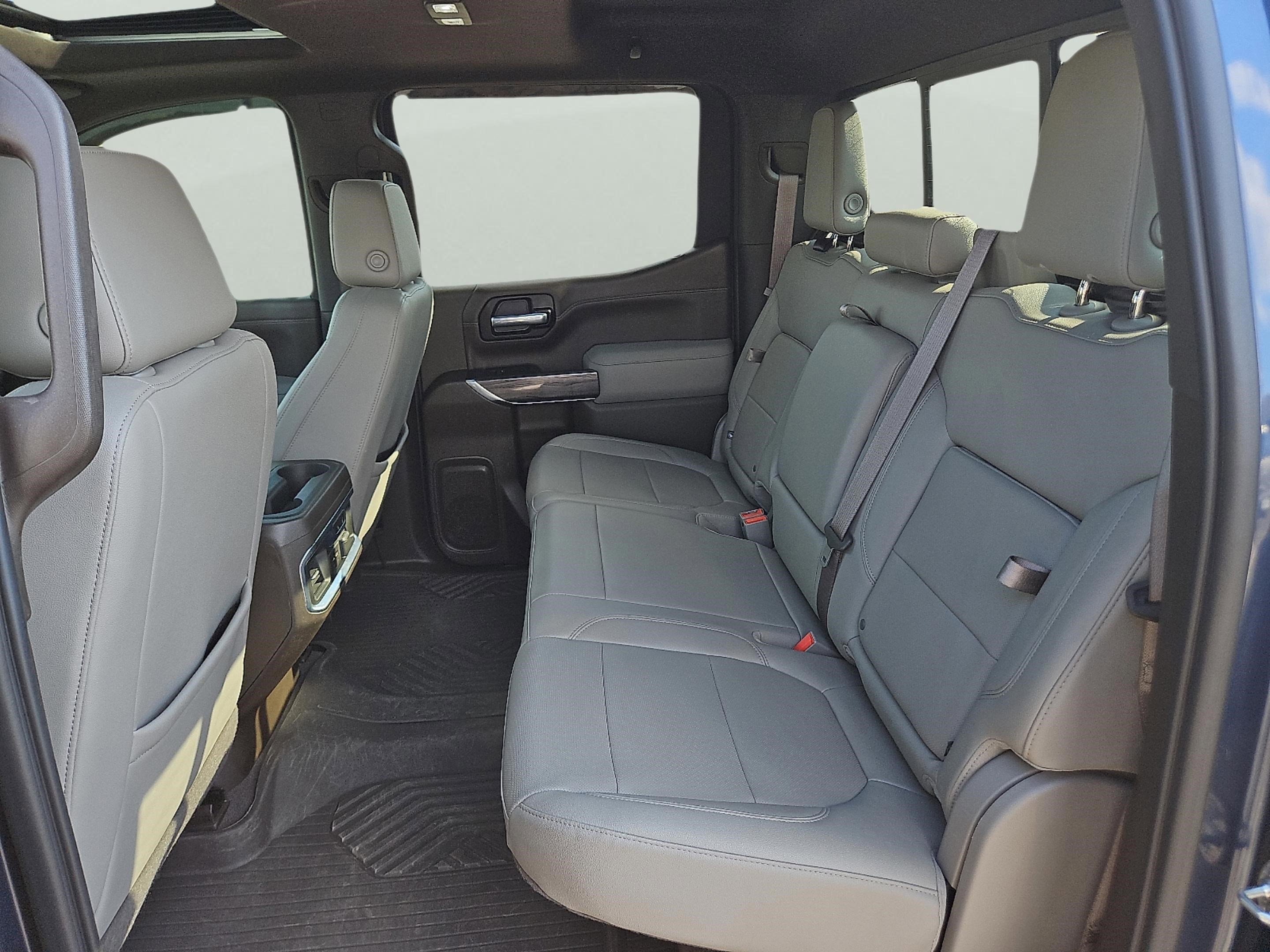 2021 Chevrolet Silverado LTZ photo 8