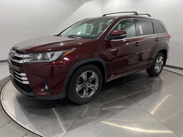 2019 Toyota Highlander Limited Platinum's photo