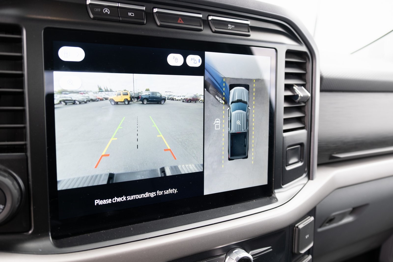 2024 Ford F-150 XLT photo 4