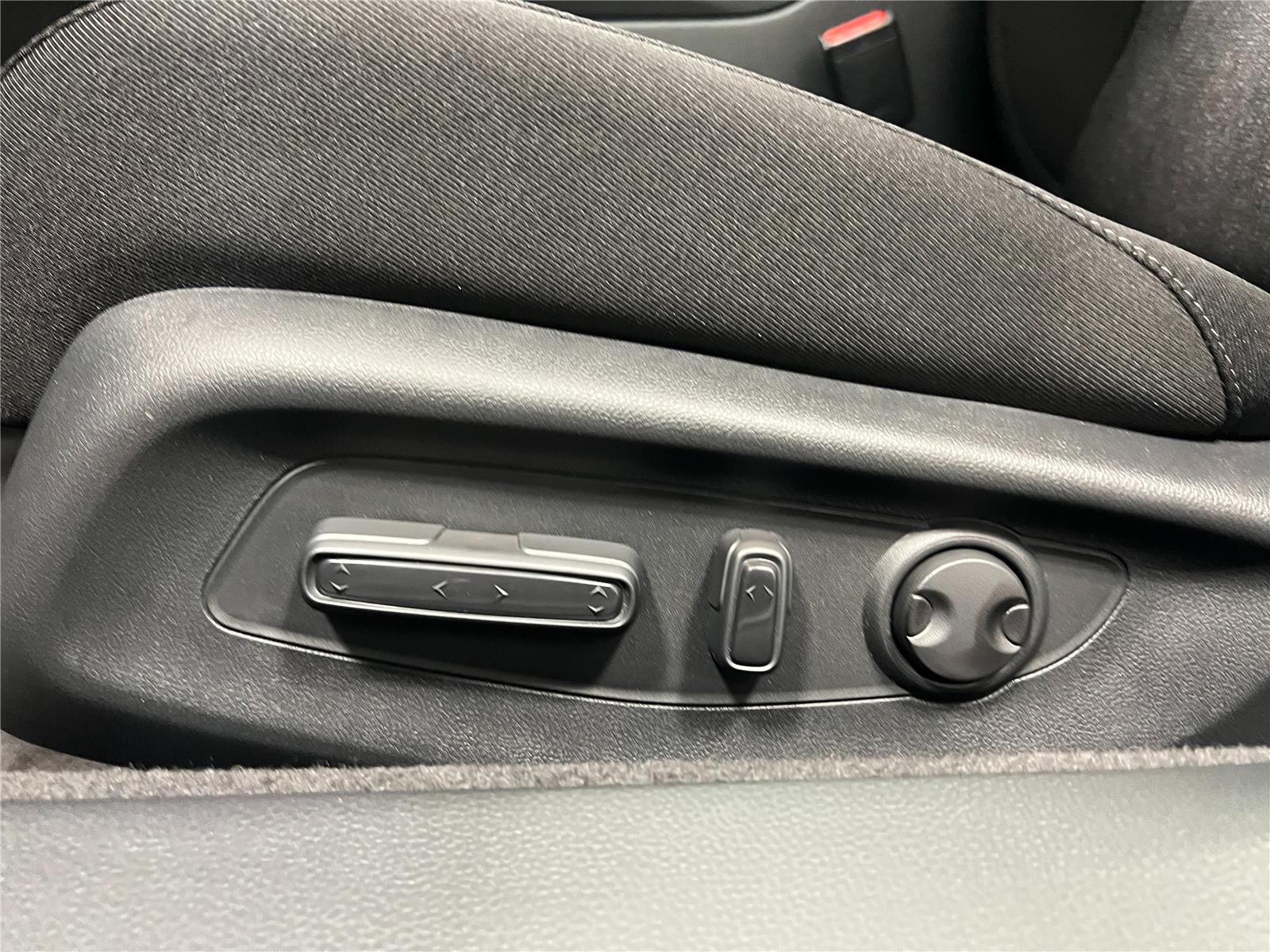 2025 Honda Accord Hybrid Sport photo 13