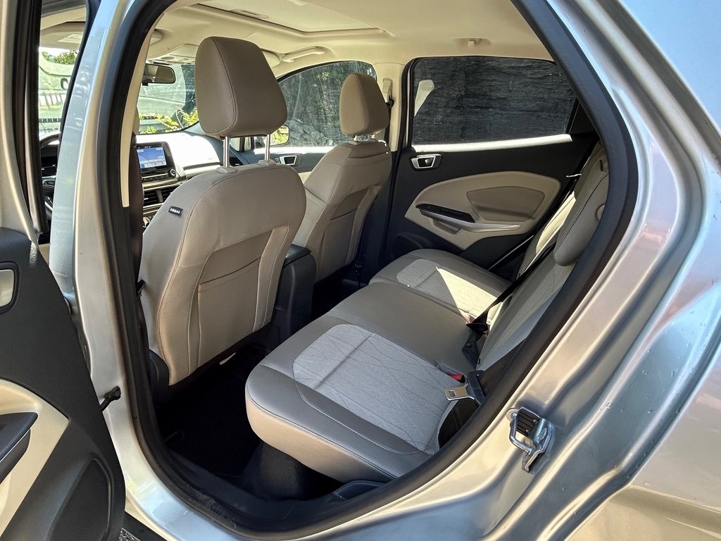 2019 Ford EcoSport SE photo 17