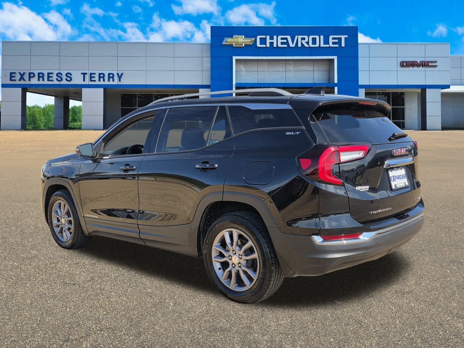 2024 Gmc Terrain SLT photo 4