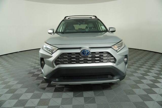 2019 Toyota RAV4 Limited photo 2