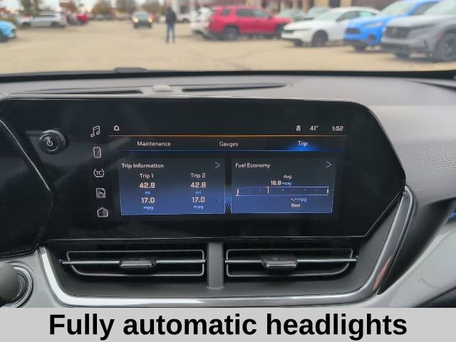 2026 Chevrolet Trax LT photo 3