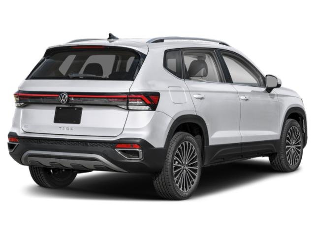 2026 Volkswagen Taos SE photo 2