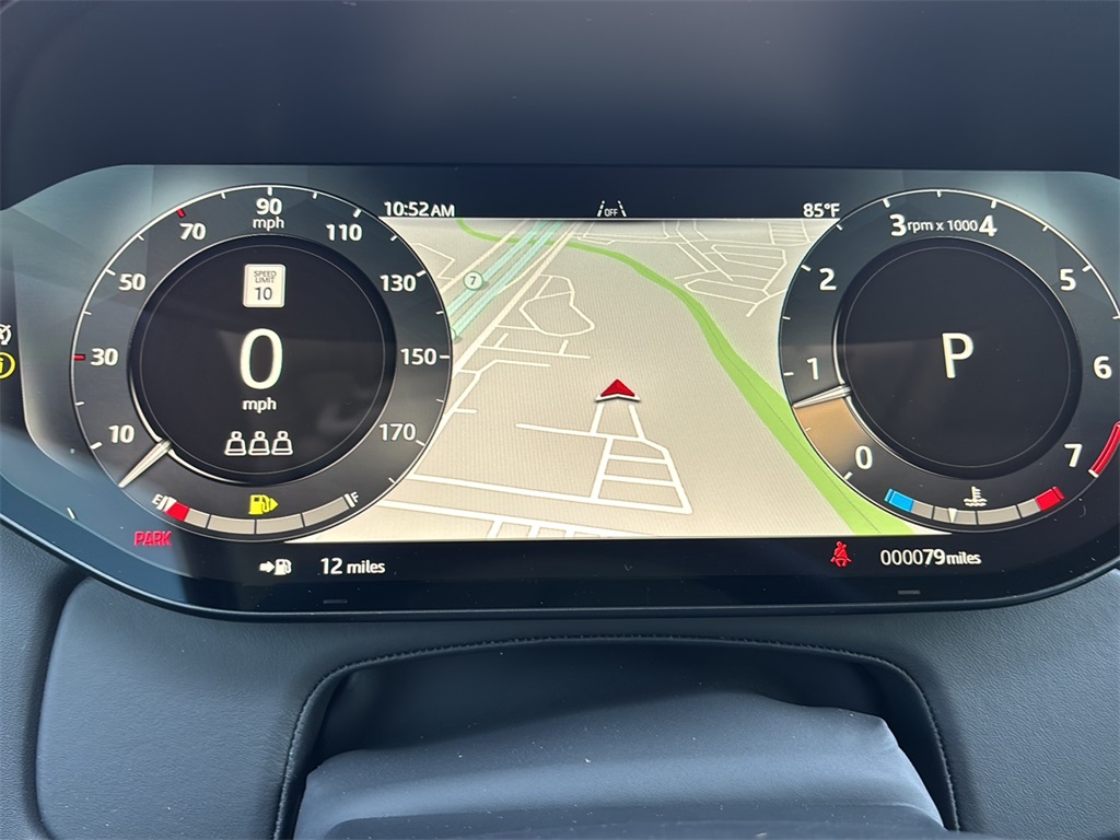 2025 Land Rover Range Rover SE photo 12
