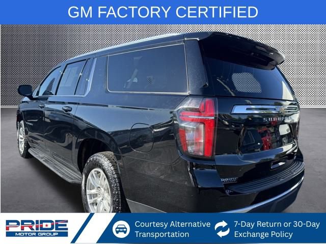 2023 Chevrolet Suburban LT photo 3