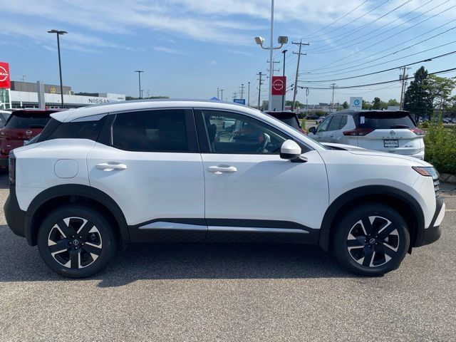 2025 Nissan Kicks SV photo 2