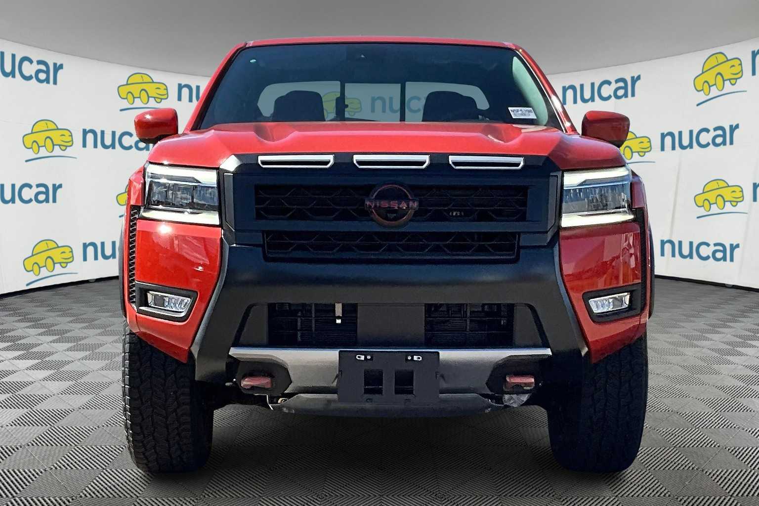 2025 Nissan Frontier Crew Cab PRO-4X photo 2