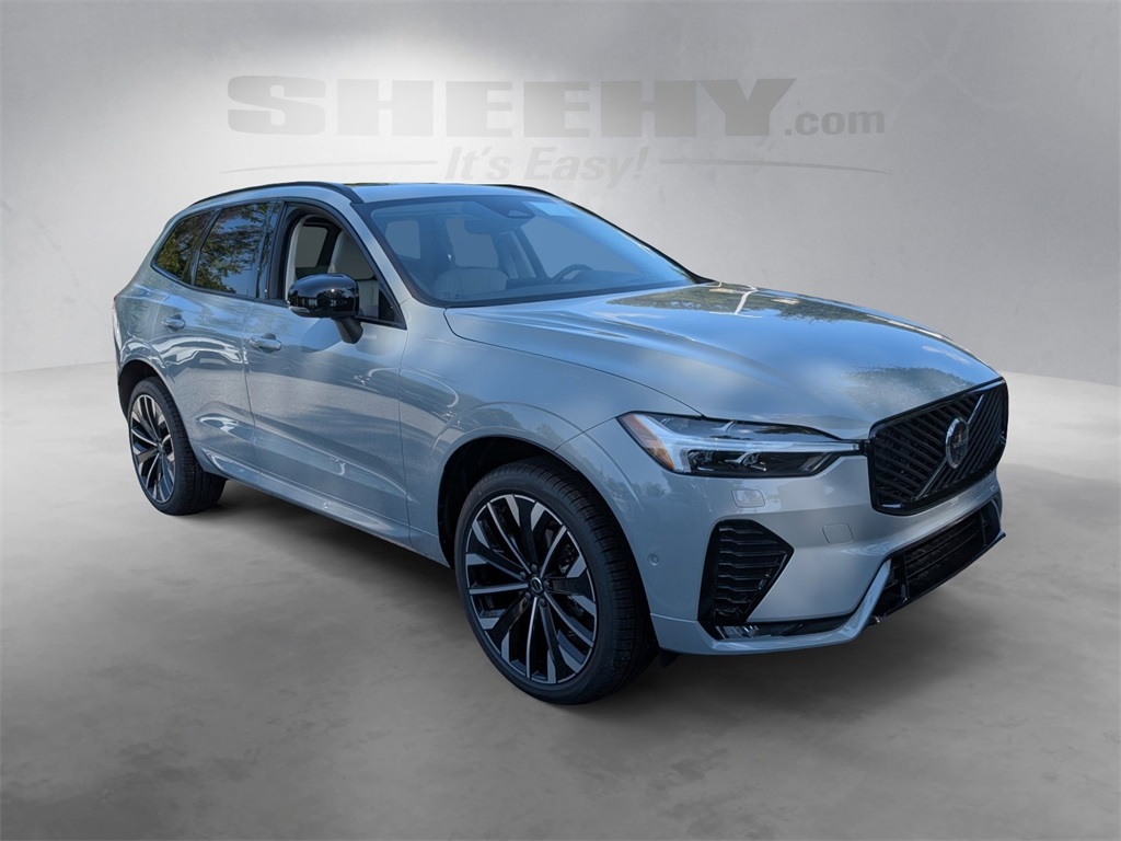 2026 Volvo XC60 B5 photo 2