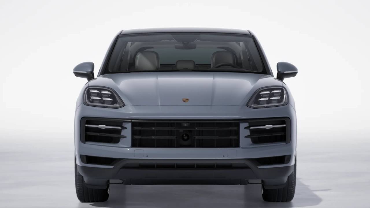 2026 Porsche Cayenne Coupe photo 9