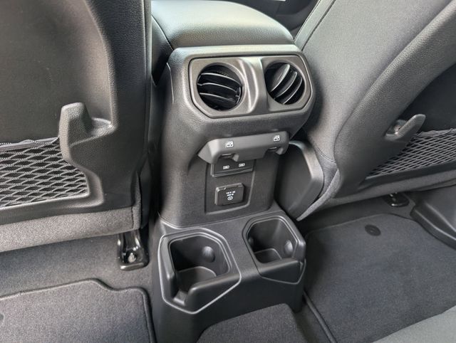 2025 Jeep Gladiator Mojave photo 29