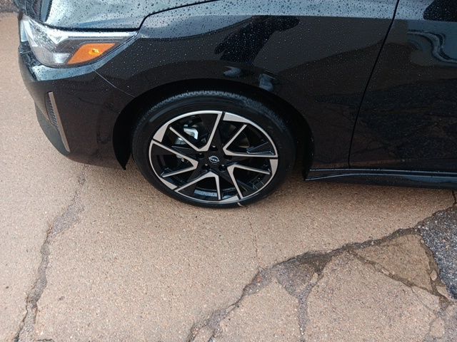 2025 Nissan Sentra SR photo 30