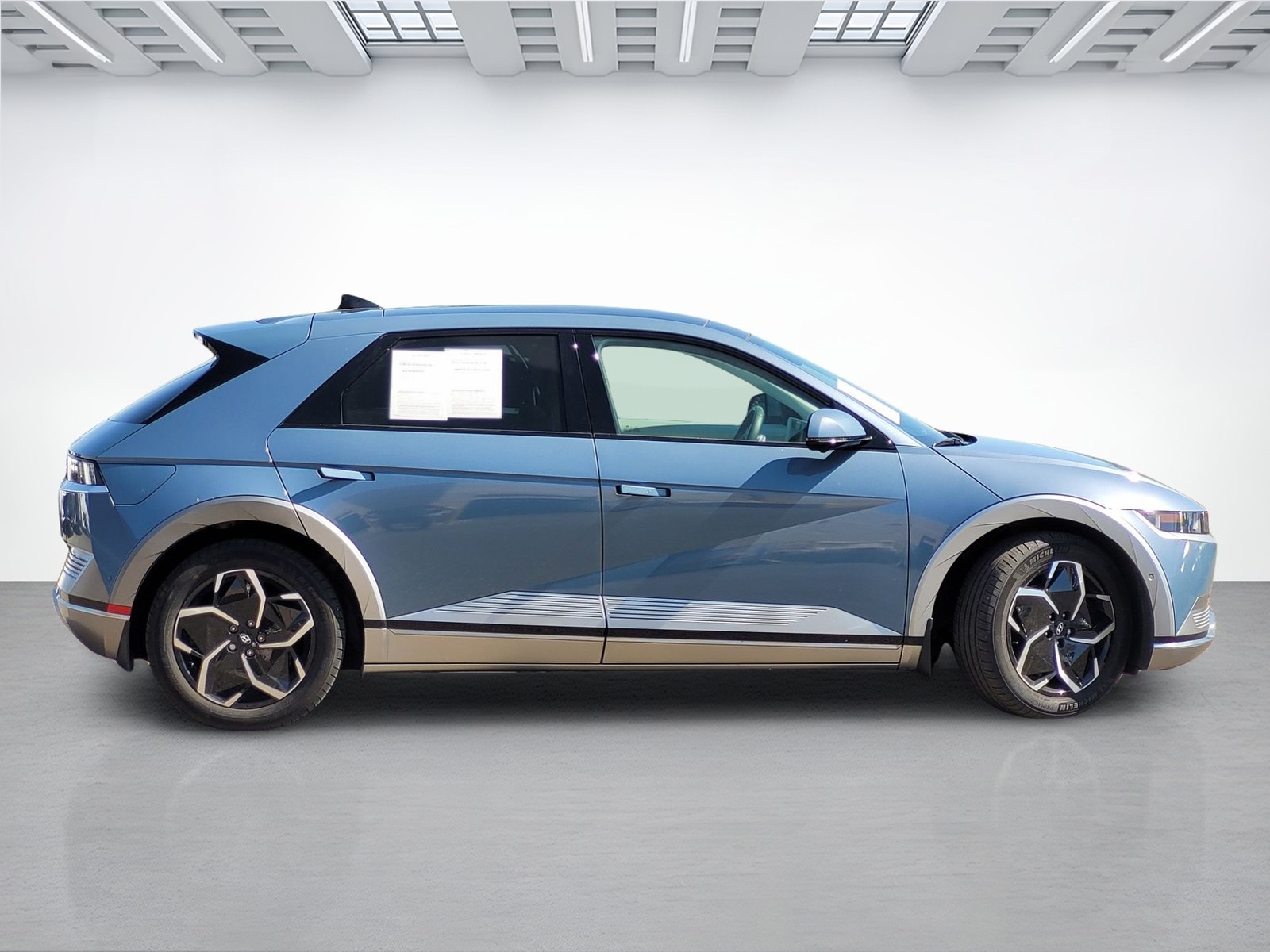 2024 Hyundai Ioniq 5 Limited photo 4