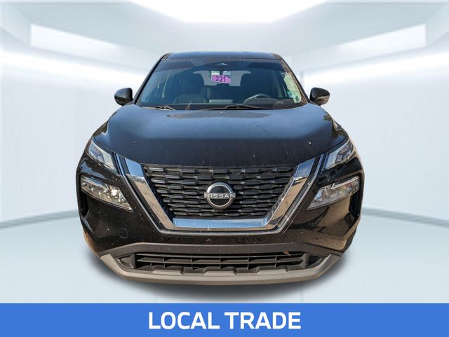 2022 Nissan Rogue SV photo 2