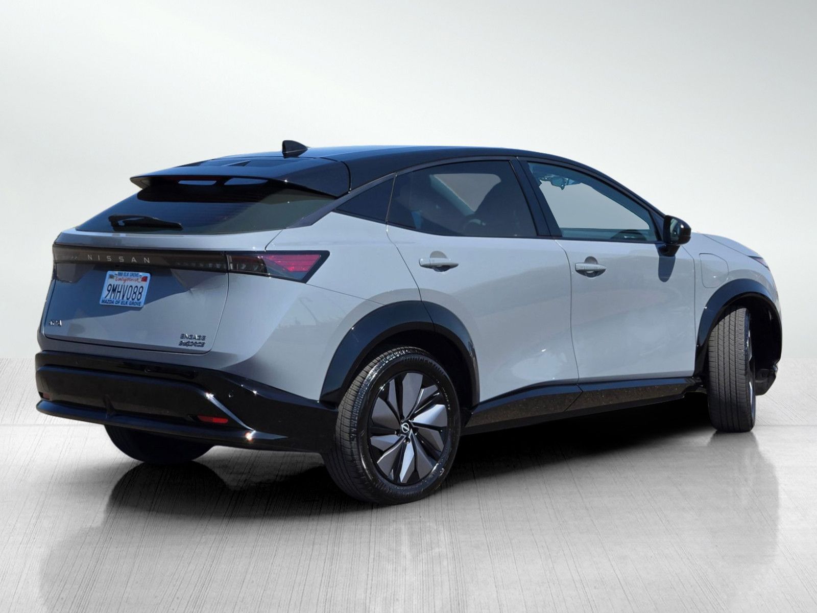 2024 Nissan ARIYA Engage e-4ORCE photo 3